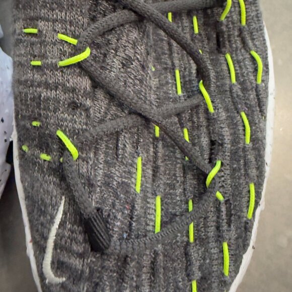 Nike Space Hippie 04 Flyknit Sneakers – Size 11 (US) - Picture 4 of 12